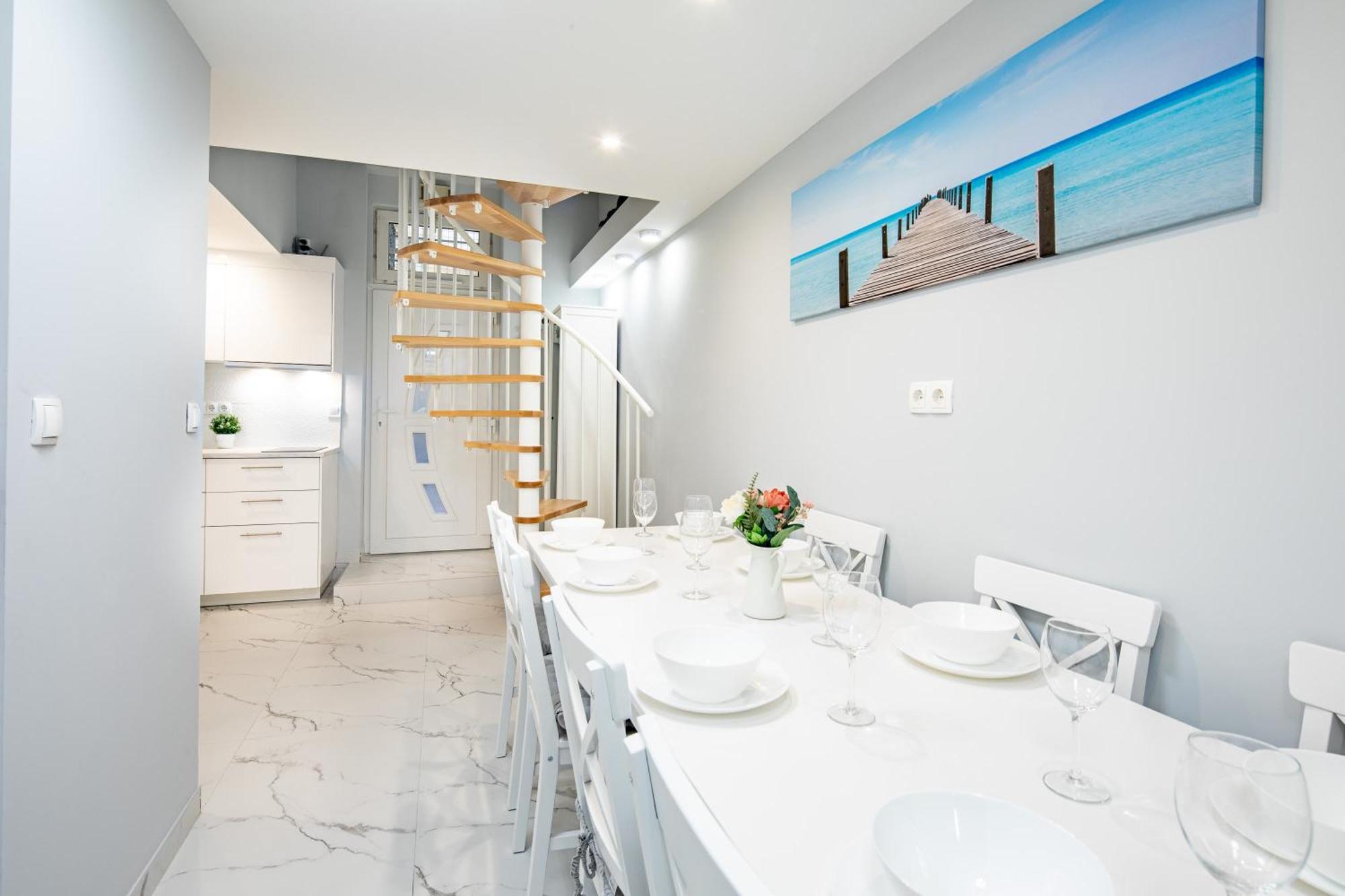 Super - Fresh And Modern Apartment *