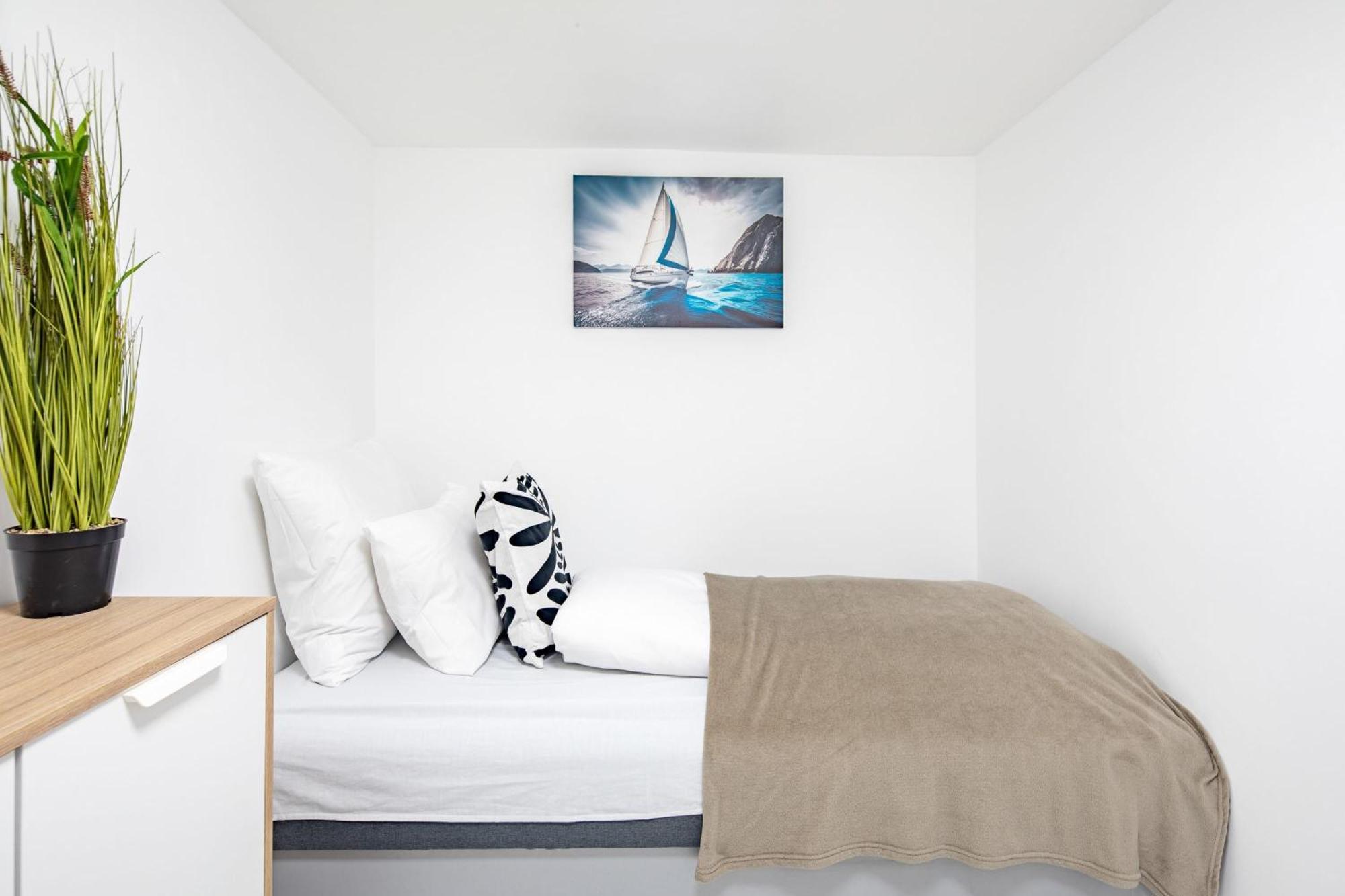 Super - Fresh And Modern Apartment