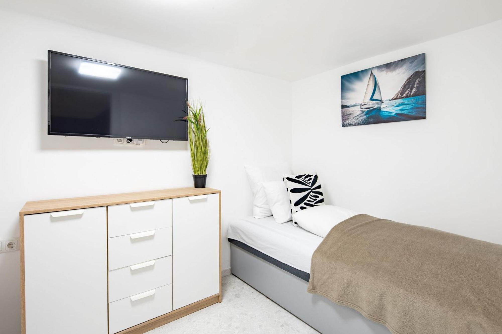 Super - Fresh And Modern Apartment